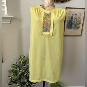 Vasarrette by Munsingwear Vintage Yellow Embroidery Night Gown Slip Dress sz M